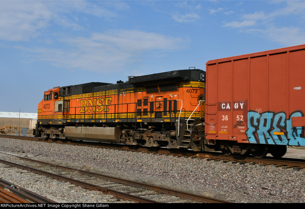 BNSF 4073